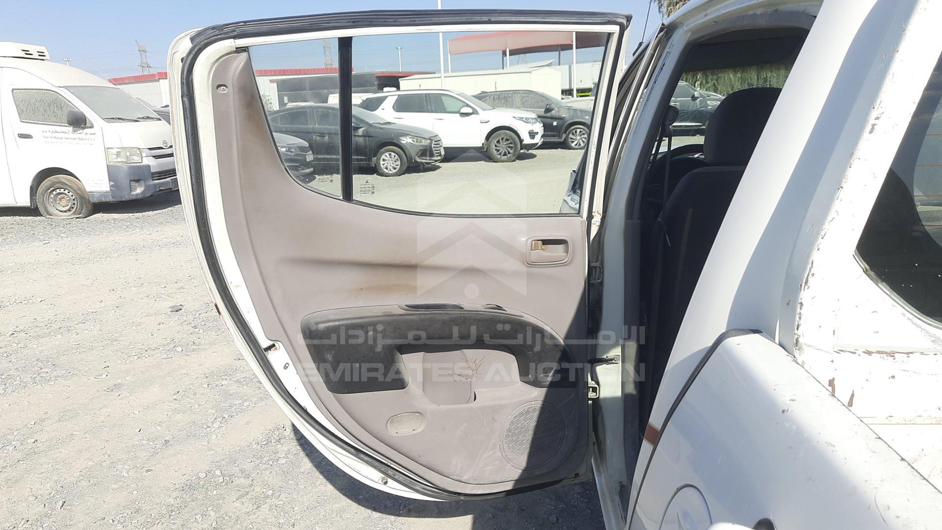 2010 MITSUBISHI L 200 VIN: MMBJNKA50AD031418