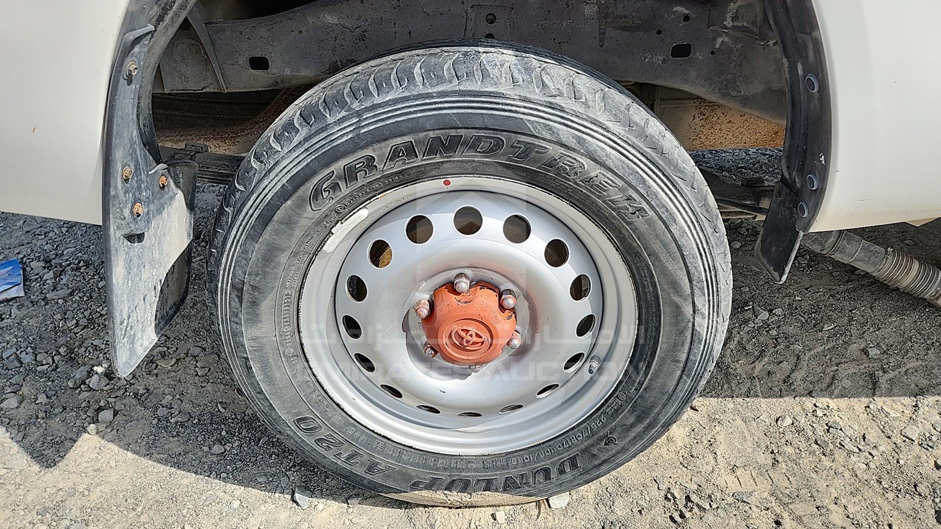 2019 TOYOTA HILUX VIN: MR0DX9CD2K2636430