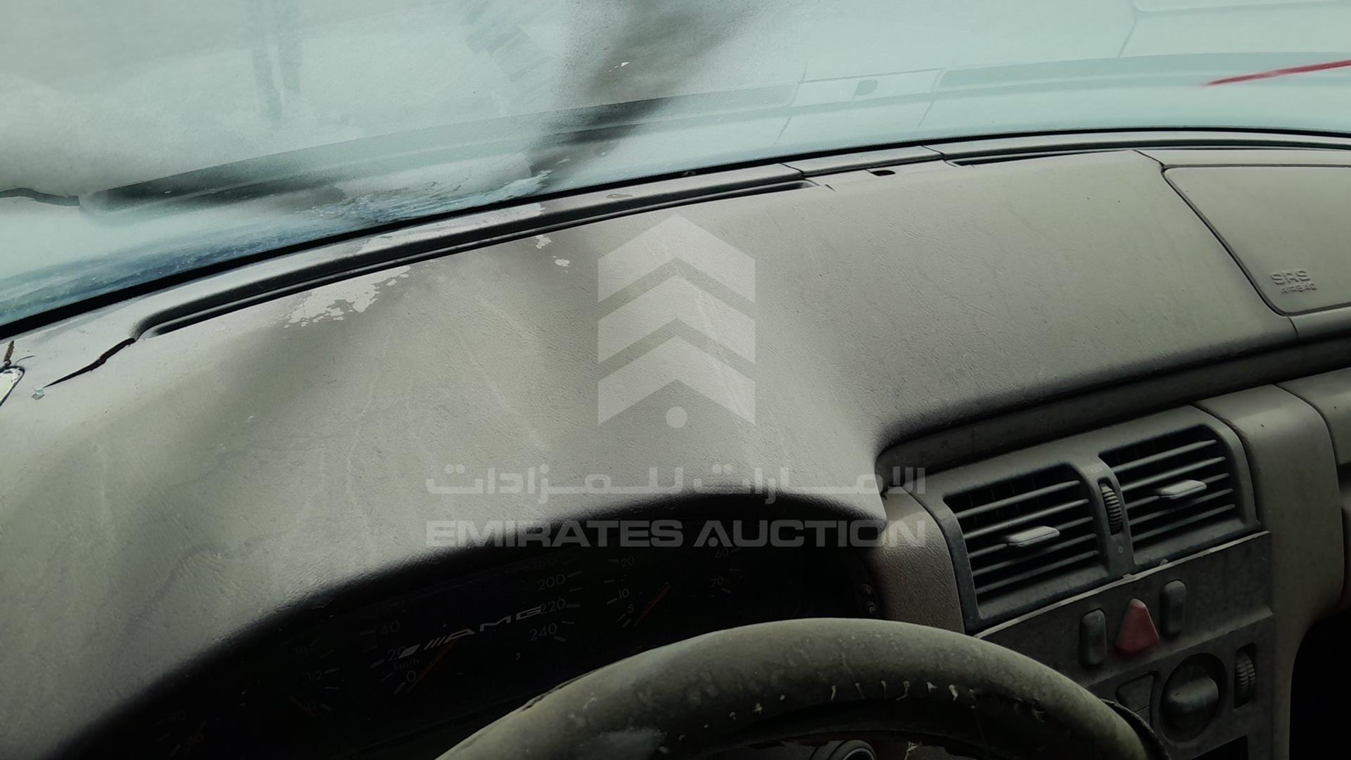 0 MERCEDES E320 VIN: WDB2100351A347598