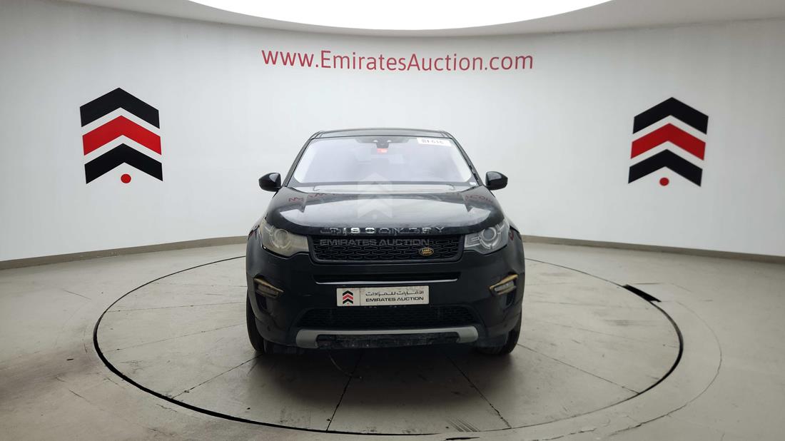 2016 Land Rover Discovery — 360-degree view