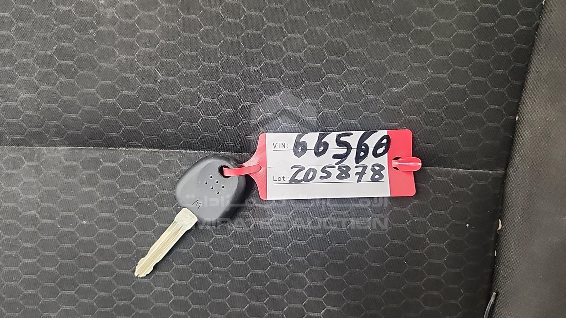 2020 HYUNDAI ELANTRA VIN: 5NPD84LF4LH566560