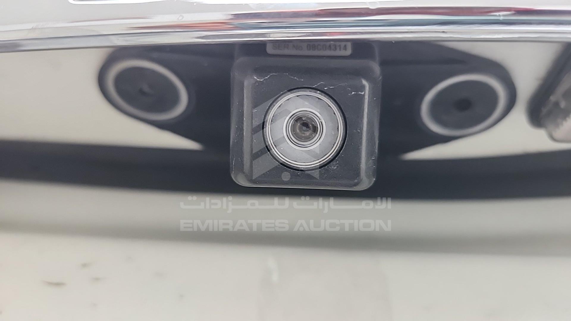 2011 TOYOTA LAND CRUISER VIN: JTMHT05J0B4039615
