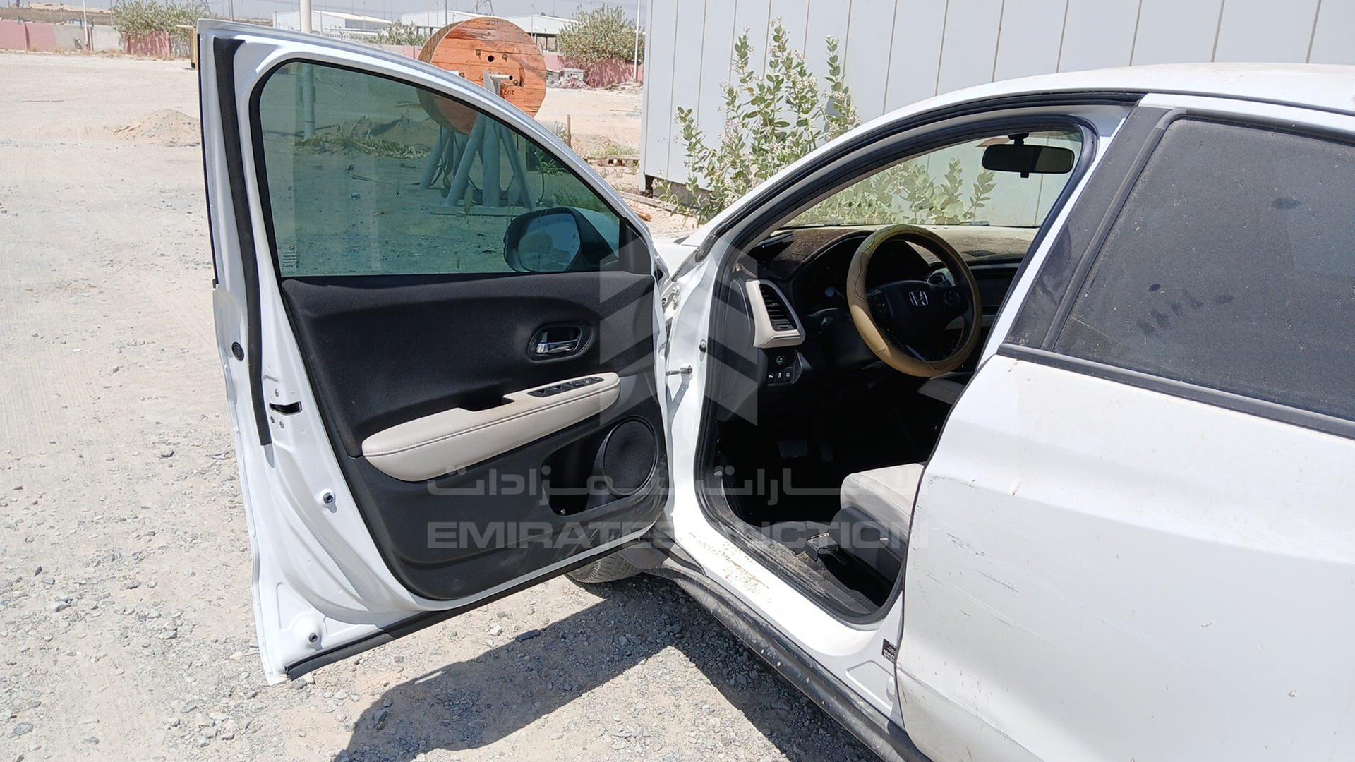 2020 HONDA HRV VIN: MRJRU5854LP011195