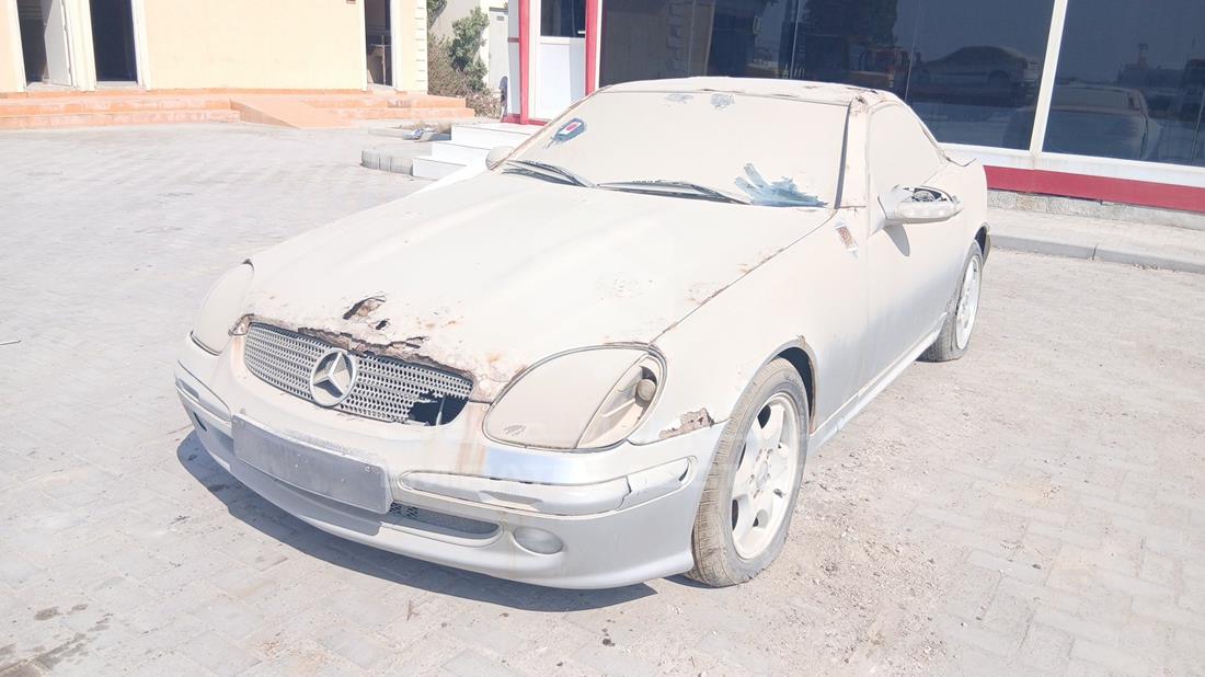 مرسيدس اس ال كى 230 2002 — الزاوية الأمامية اليسرى — صورة 4
