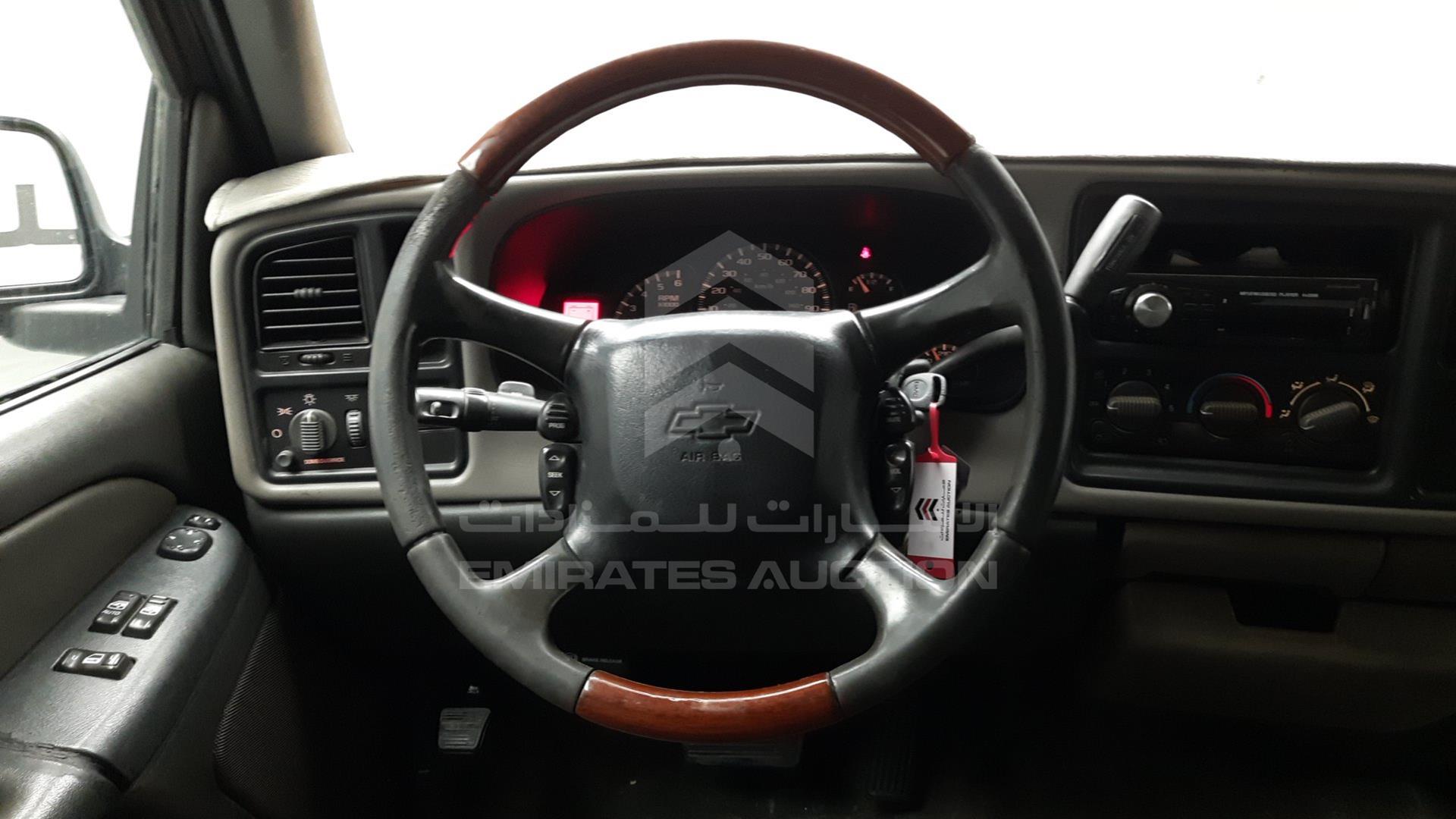 2000 CHEVROLET SILVERADO VIN: 2GCEC19V3Y1360820