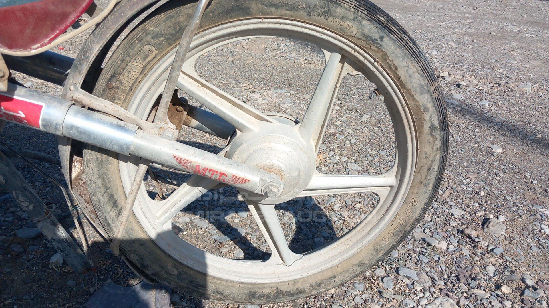 0 MOTORBIKE --- VIN: LJ7PCJ2B9FF518366