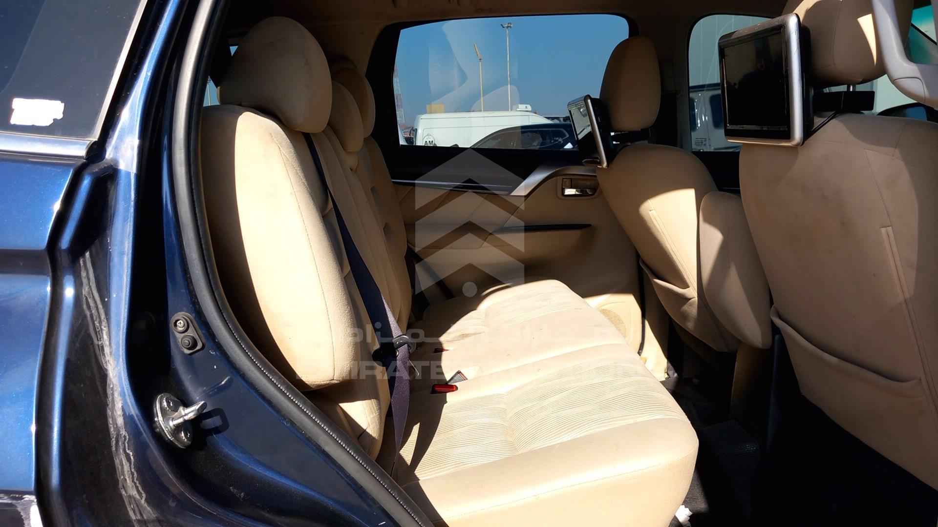 2017 MITSUBISHI MONTERO VIN: MMEMC21X8HH003996