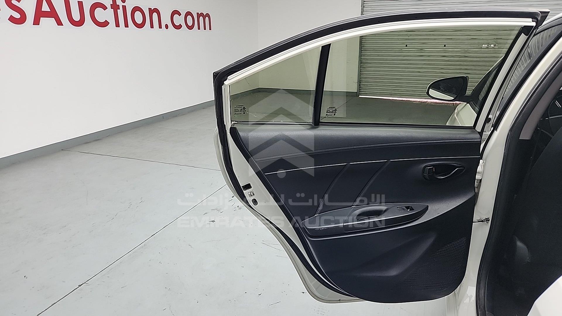2015 TOYOTA YARIS VIN: MHFBT9F32F6026857