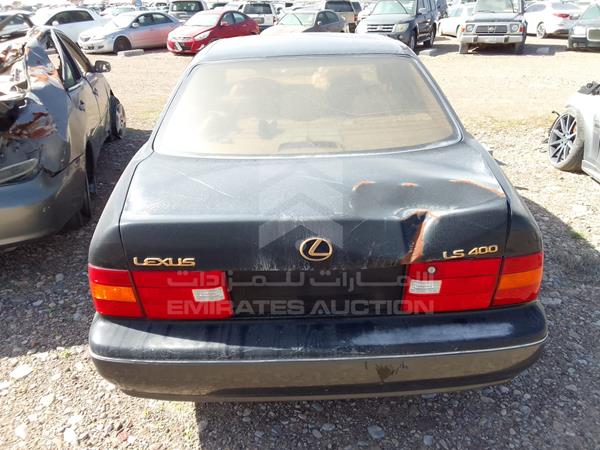 Lexus LS400 1999 JT8BH28F3X0158198 Image 2