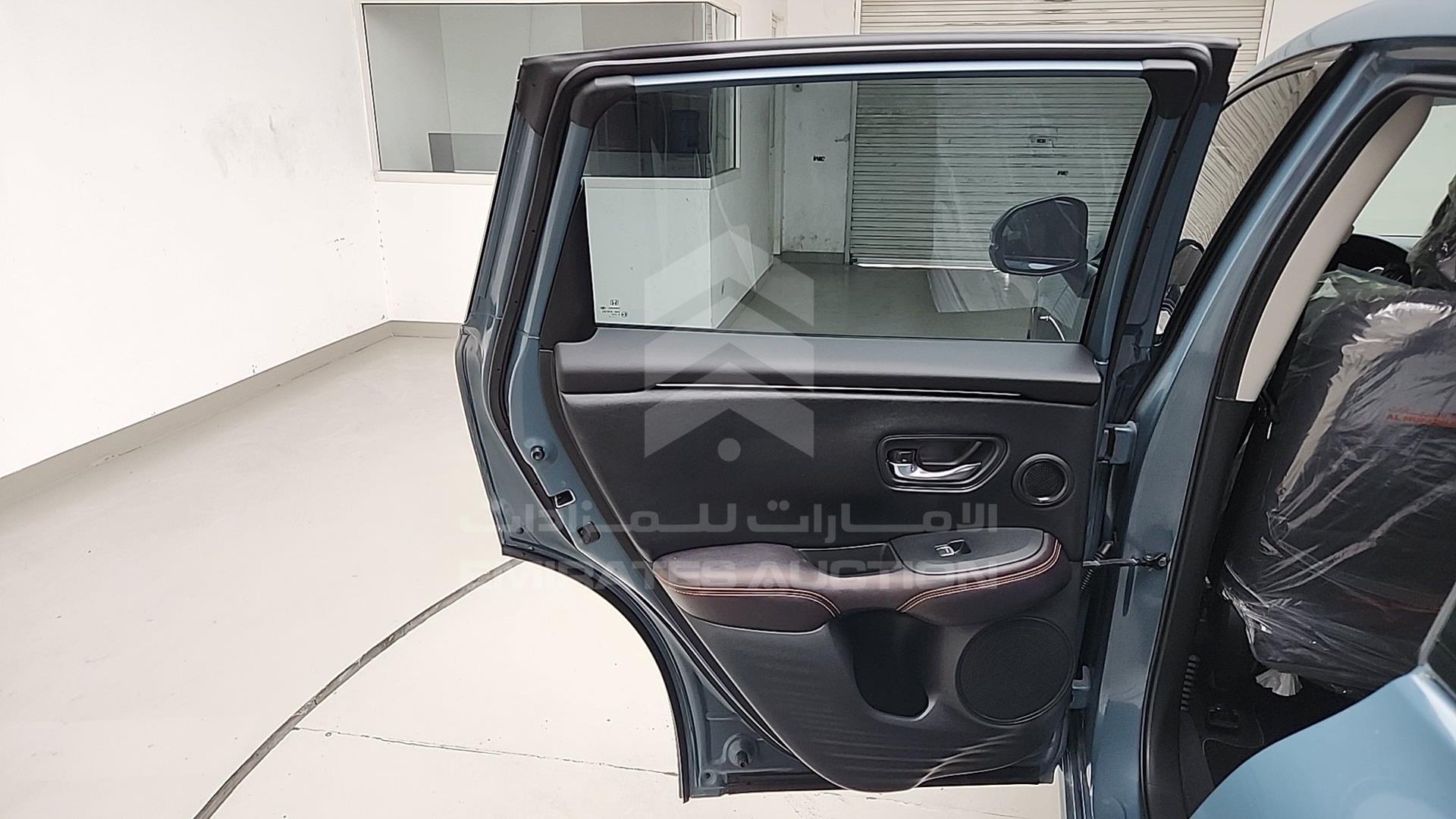 2023 HONDA ZR-V VIN: JHLRZ3876PX400987