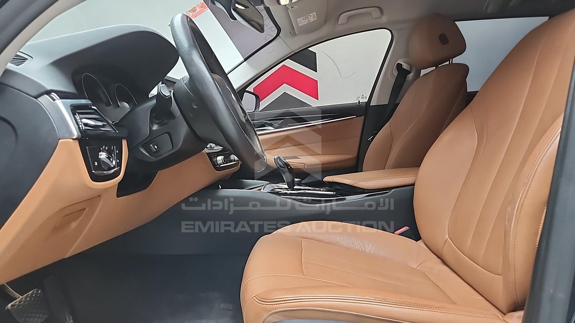 2020 BMW 520 VIN: WBAJL1A04LBM40390