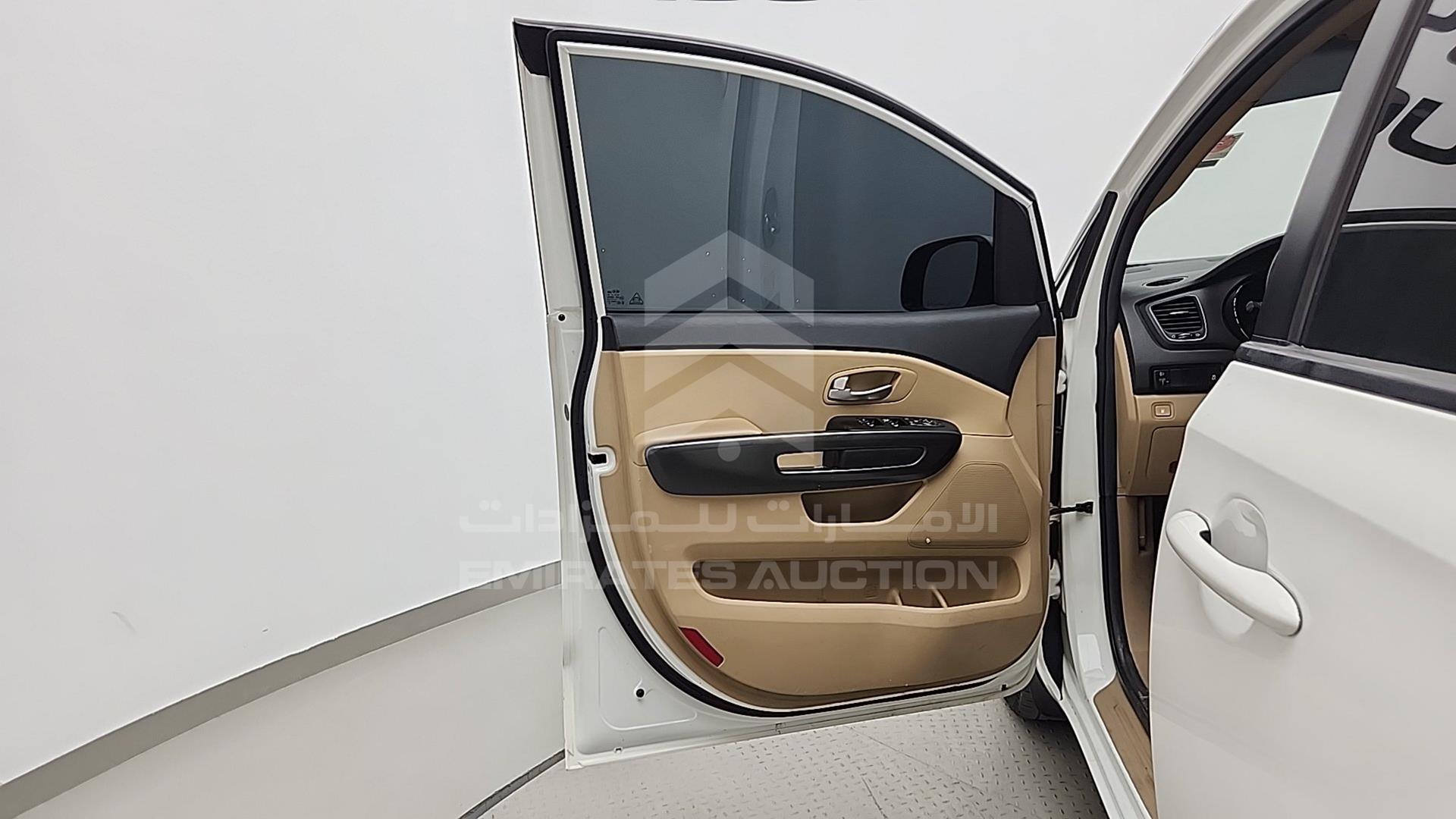 2020 KIA CARNIVAL VIN: KNAMB8123L6623802