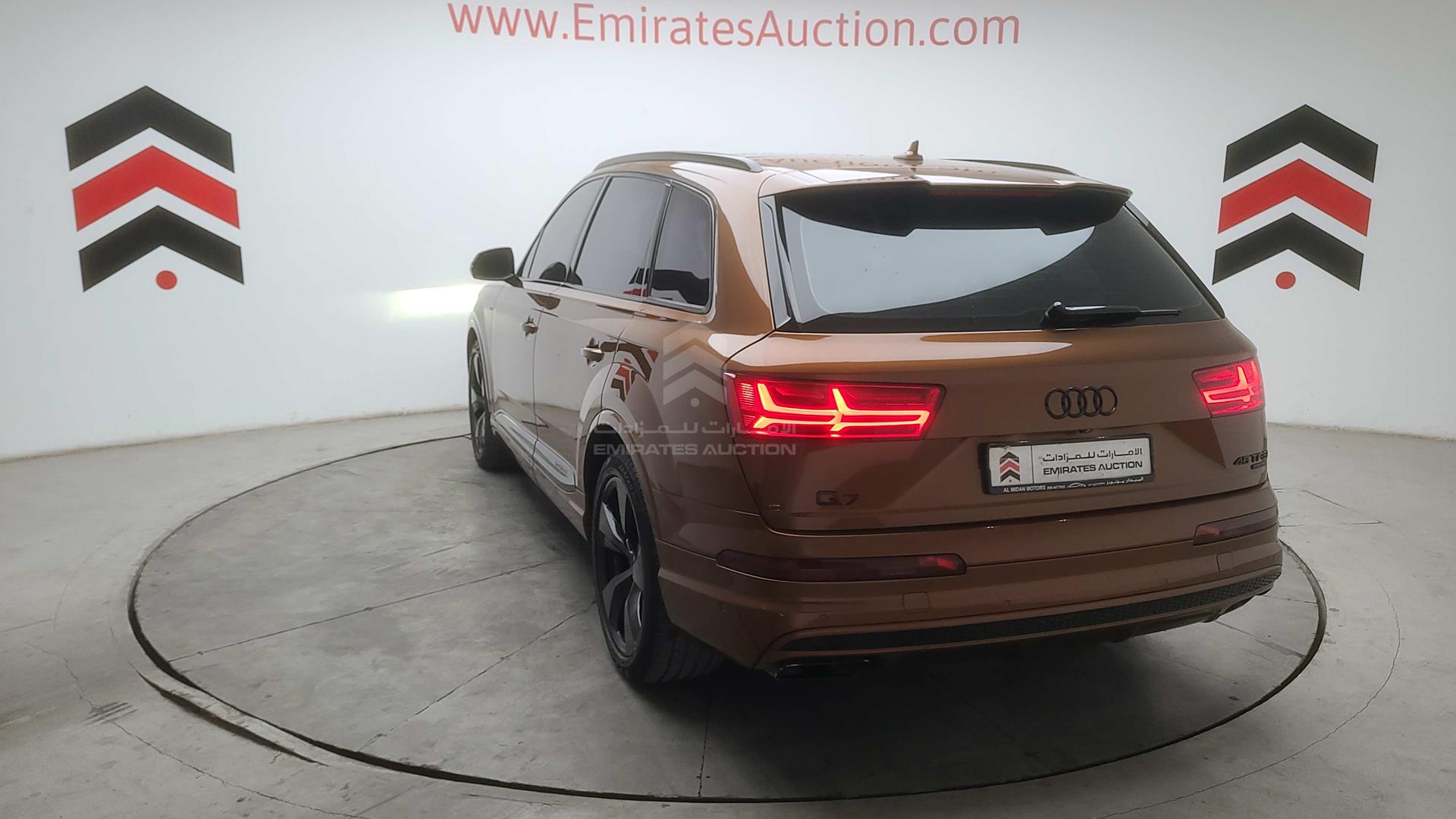 2016 AUDI Q7 VIN: WA1AGDF75GD001329