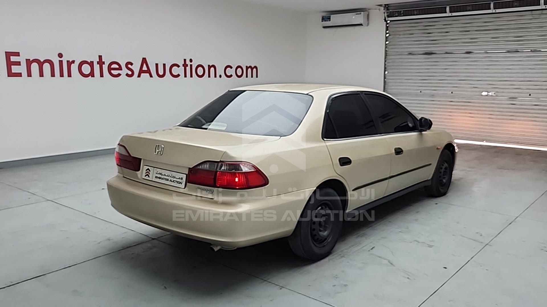 2000 HONDA ACCORD VIN: JHMCF863XYC401320