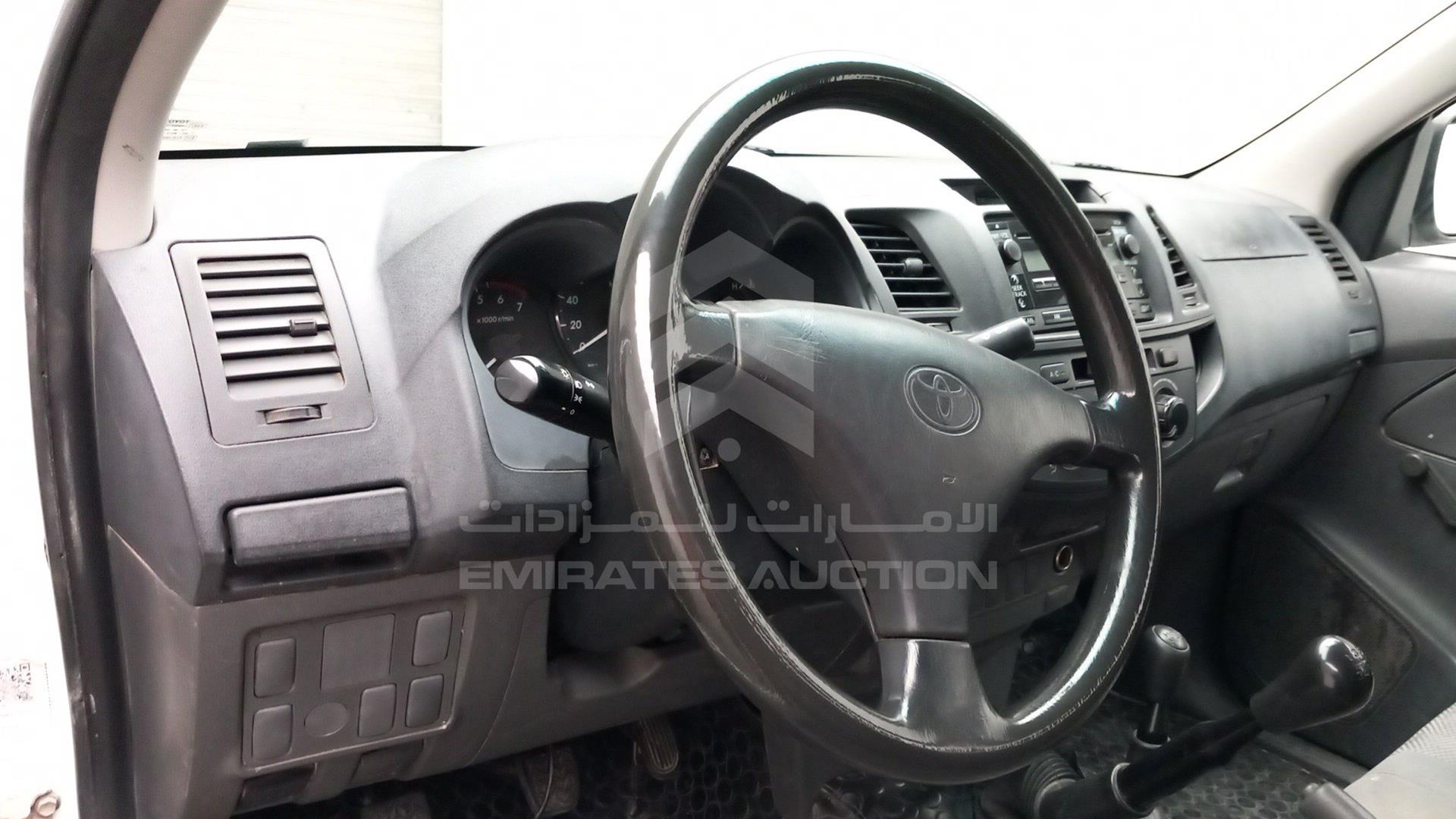 2012 TOYOTA HILUX VIN: MR0FX22G6C1356674