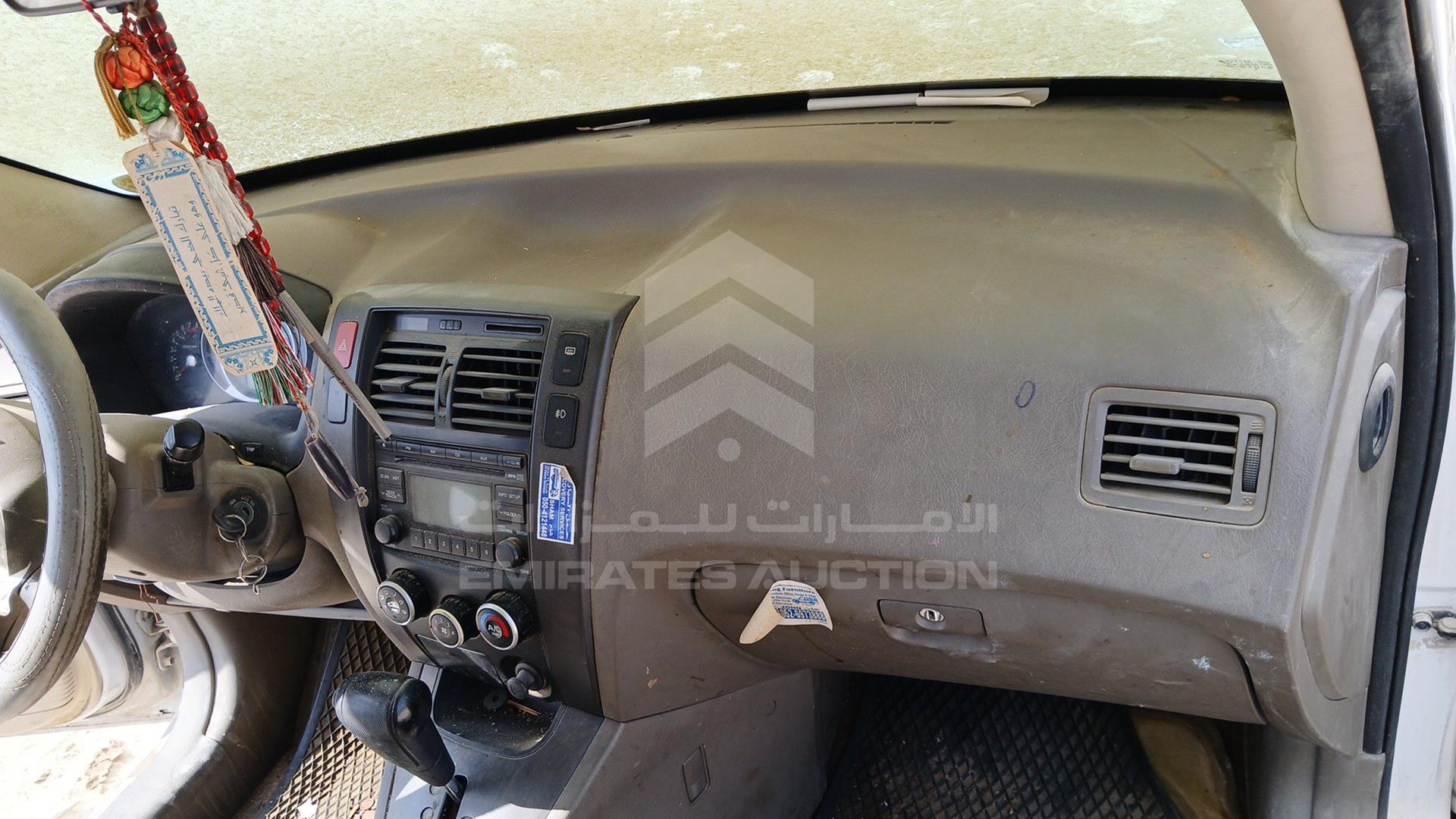 2009 HYUNDAI TUCSON VIN: KMHJM81B49U047461