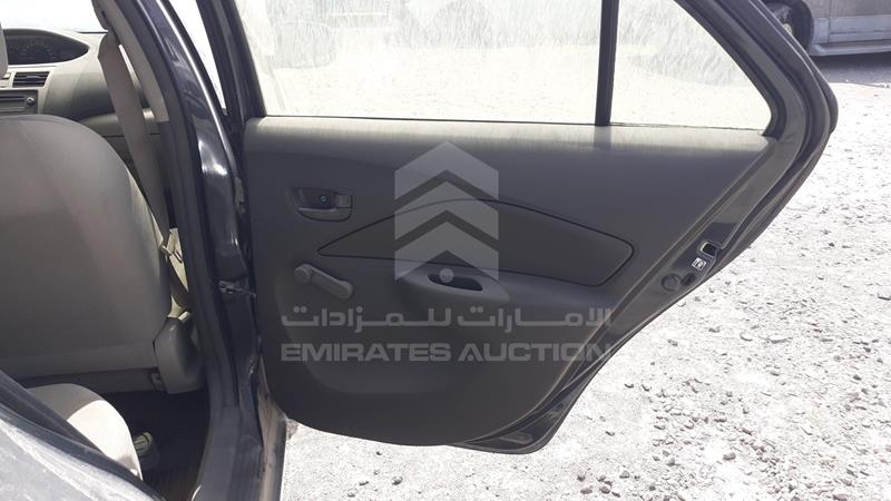 JTDBW9233DL072849 Auction: EmiratesAuction Lot: 410735 JTDBW9233DL072849 Toyota Yaris 2013 GREY Photo 24