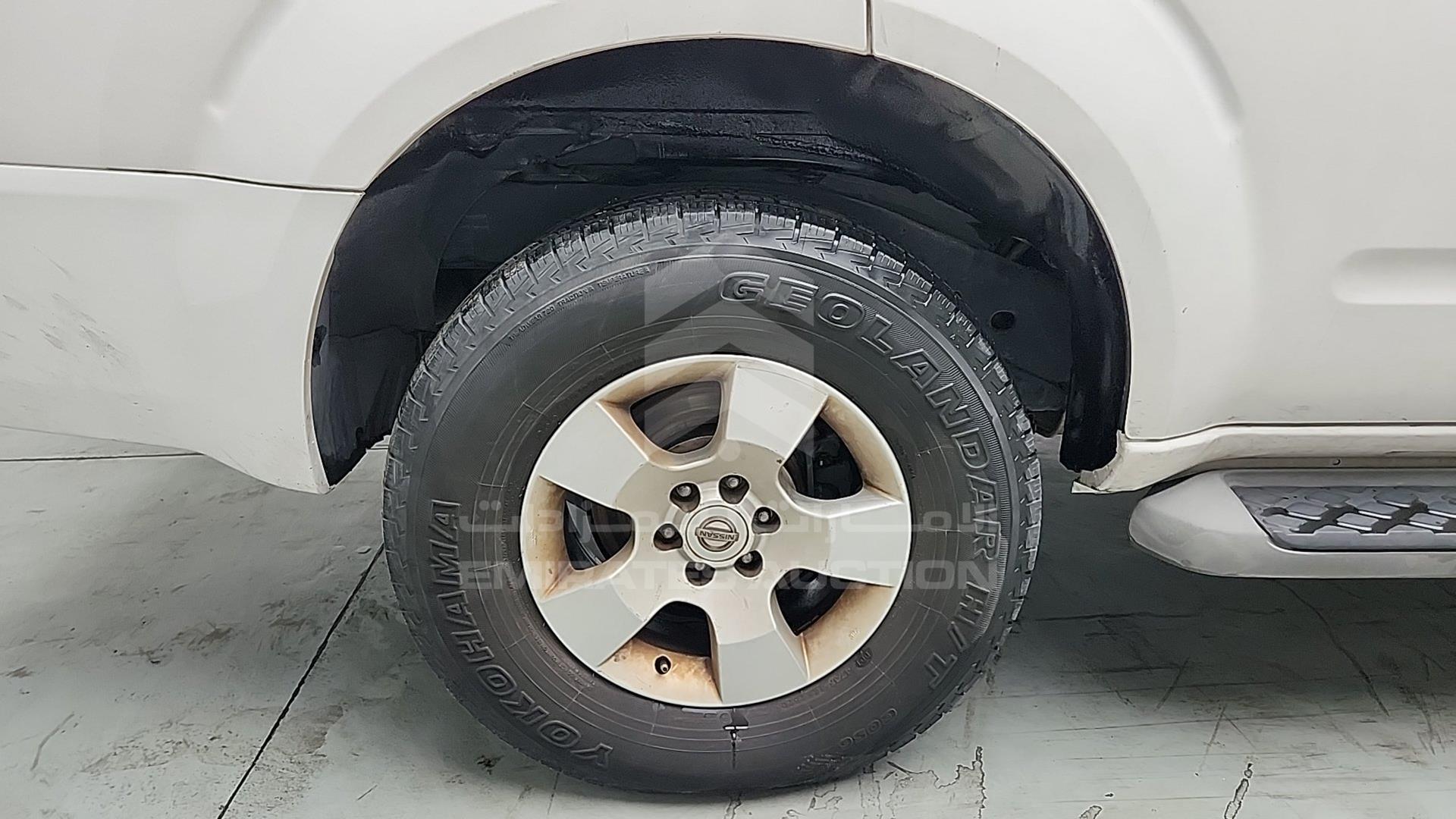 2015 NISSAN PATHFINDER VIN: VSKLR11A1FA579582