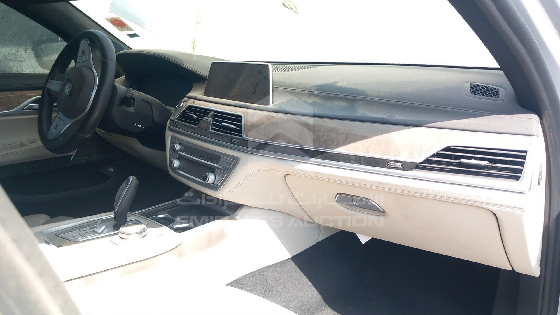 2020 BMW 730 VIN: WBA7T0108LCD21517