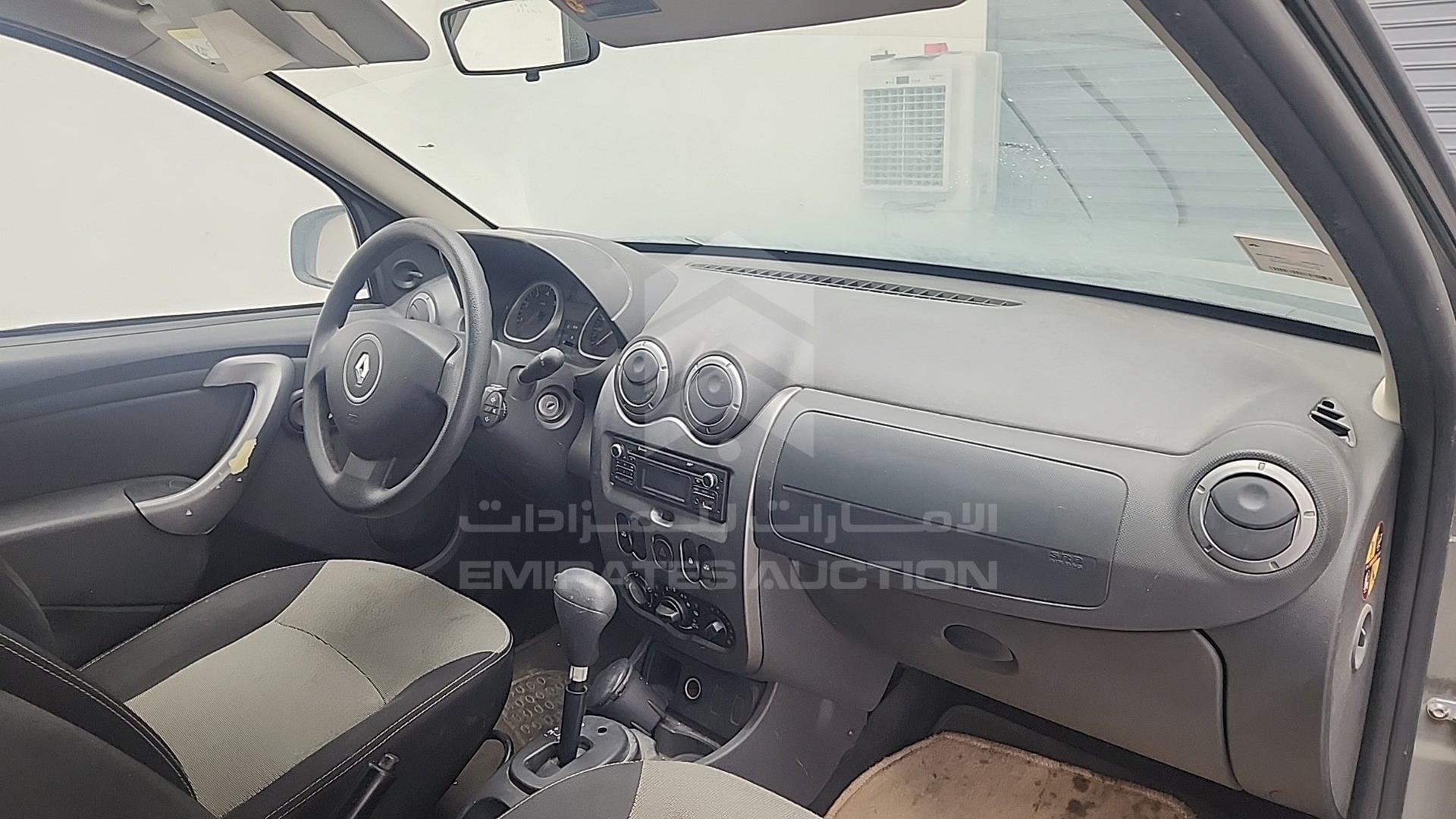 2015 RENAULT DUSTER VIN: VF1HSRCA7FA520039