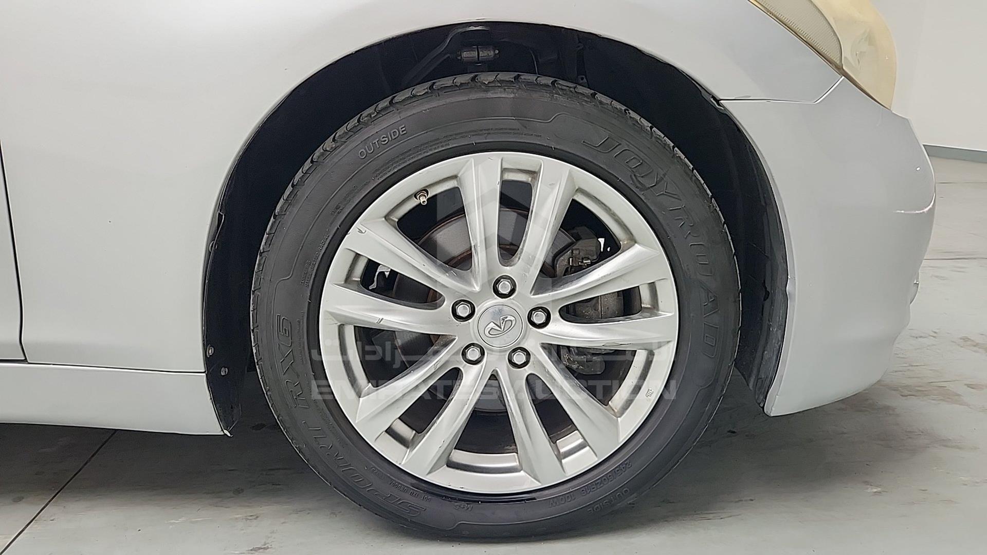 2018 INFINITI Q70 VIN: JNKBY1AP9JM370178