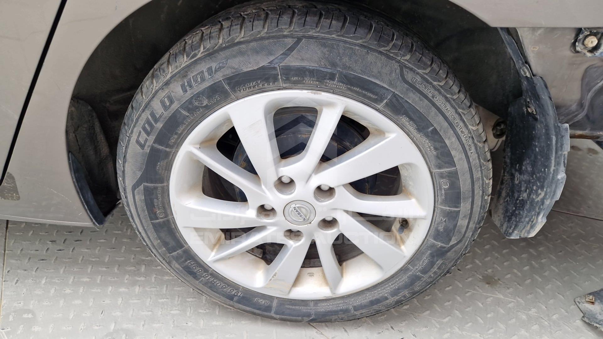 2015 NISSAN SENTRA VIN: MNTBB7A95F6029484
