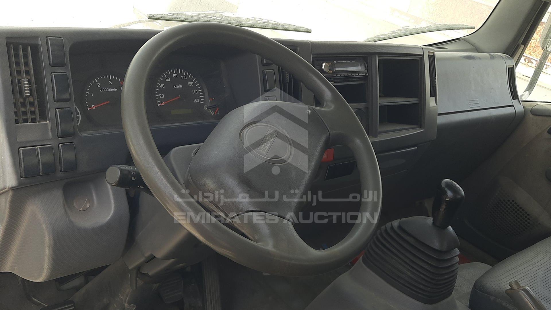 2014 ISUZU REWARD NP VIN: JAAKP34H9E7P03107