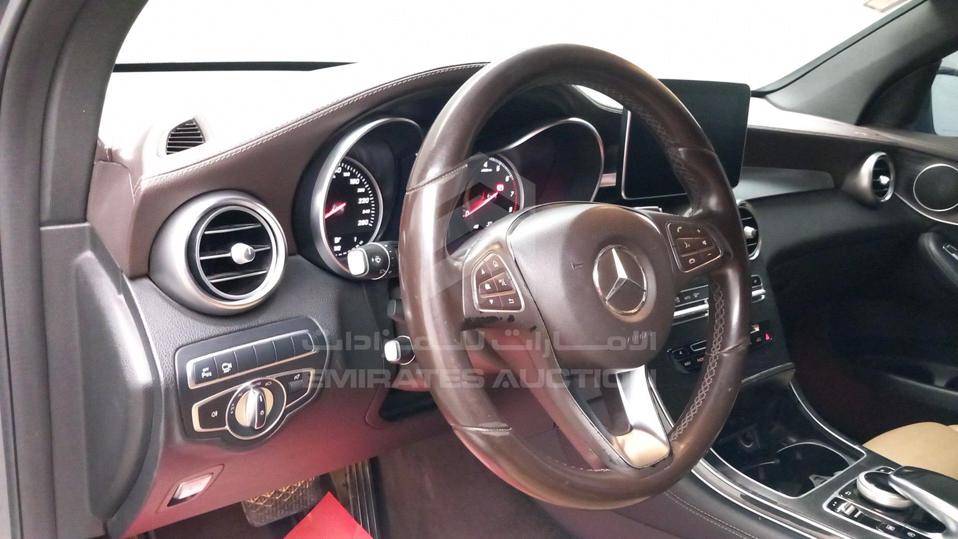 2018 MERCEDES GLC 250 VIN: WDC0G4GB3JF390336