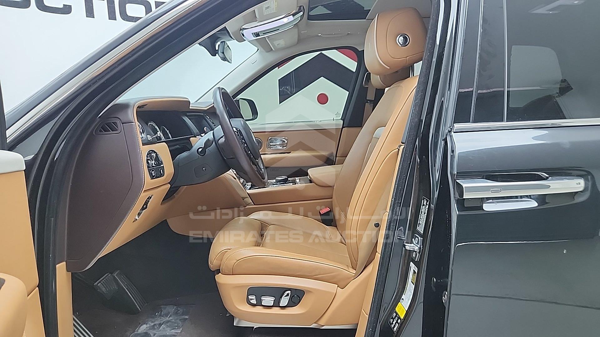 2019 ROLLS-ROYCE CULLINAN VIN: SLA689X58KU113934