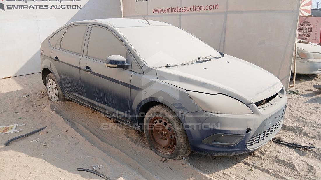 2010 Ford Focus — Front Right Angle — Photo 9