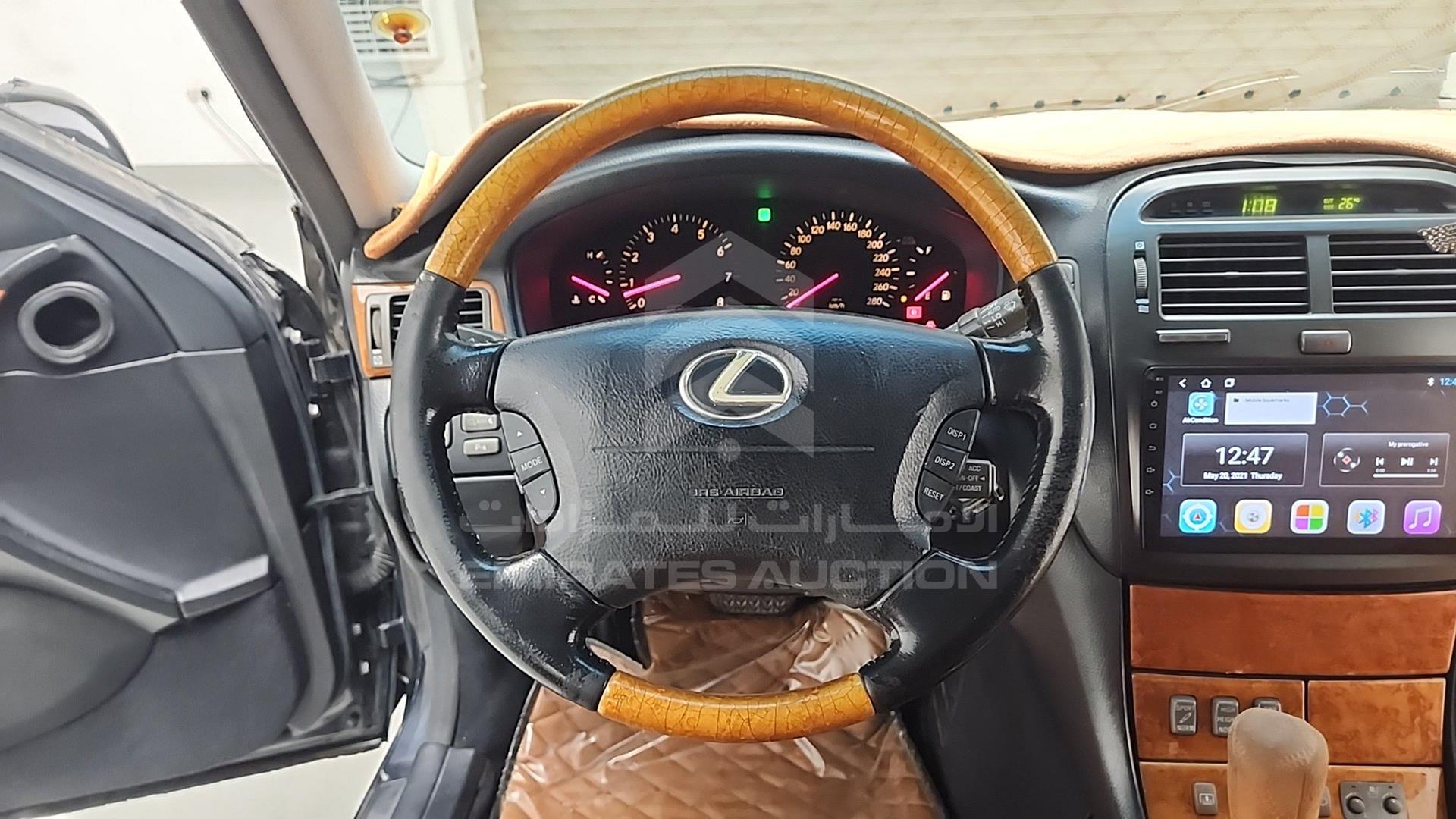 2002 LEXUS LS 430 VIN: JTHBN30F900025932