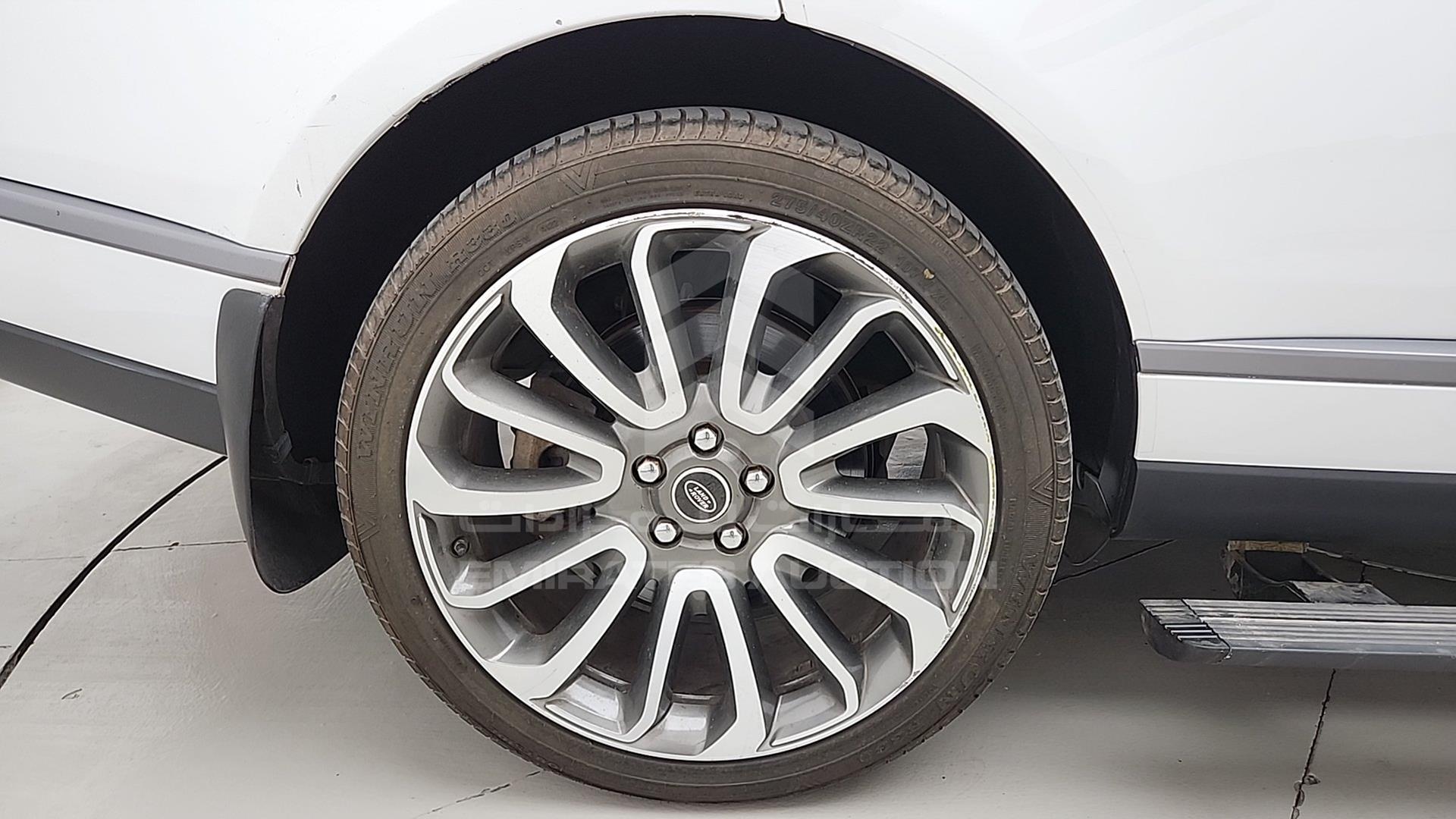 2014 RANGE ROVER VOGUE VIN: SALGS2EF1EA132650