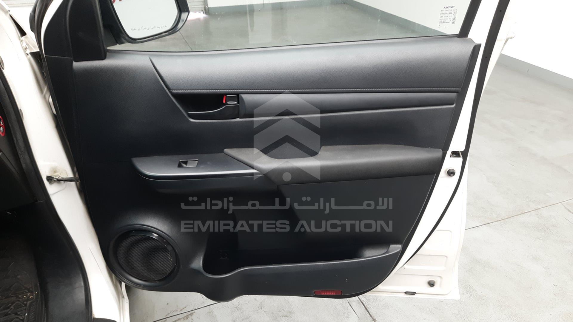 2019 TOYOTA HILUX VIN: MR0JX9CD8K4200480