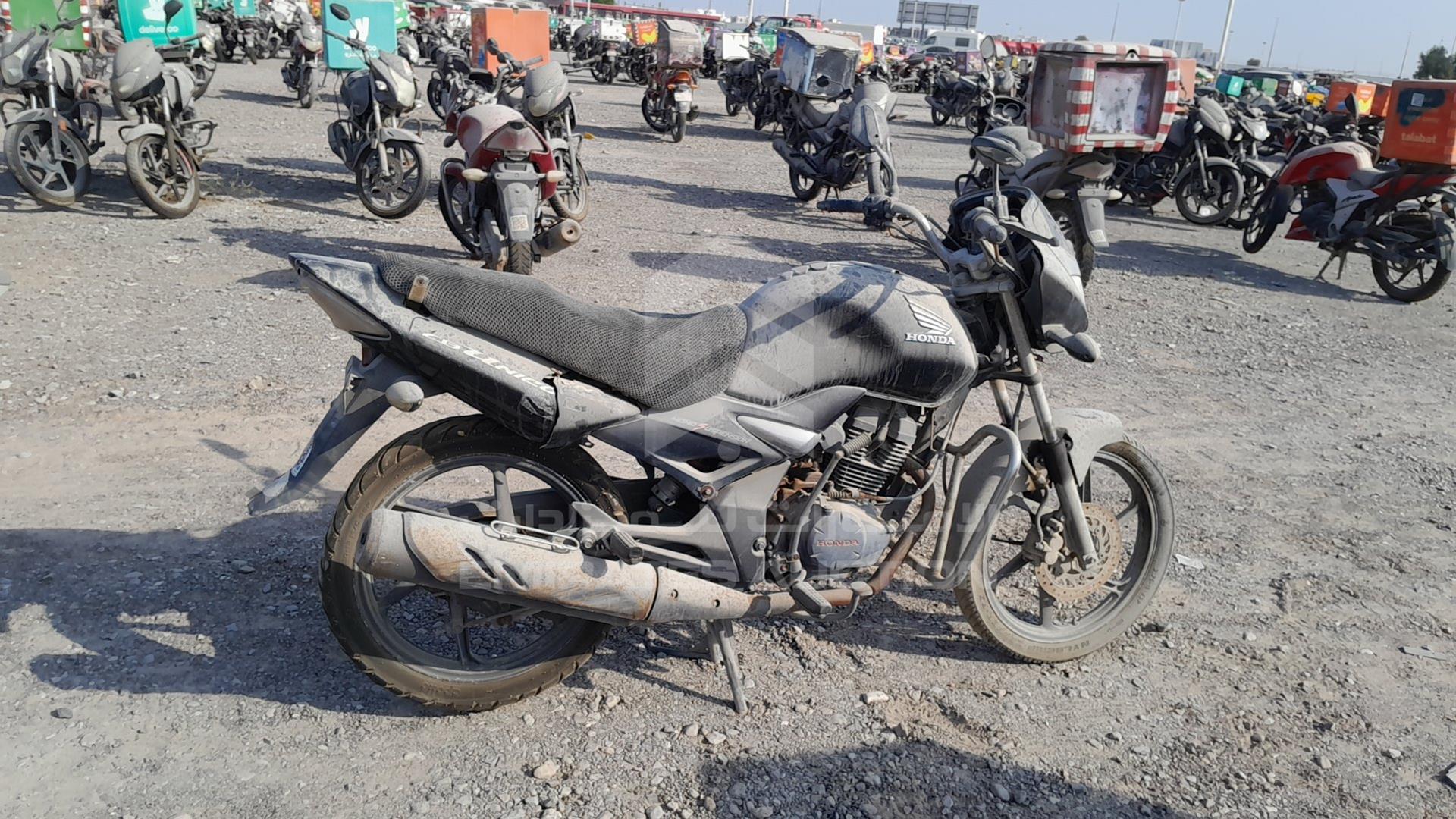 0 HONDA UNICORN VIN: ME4KC09CGE8773521