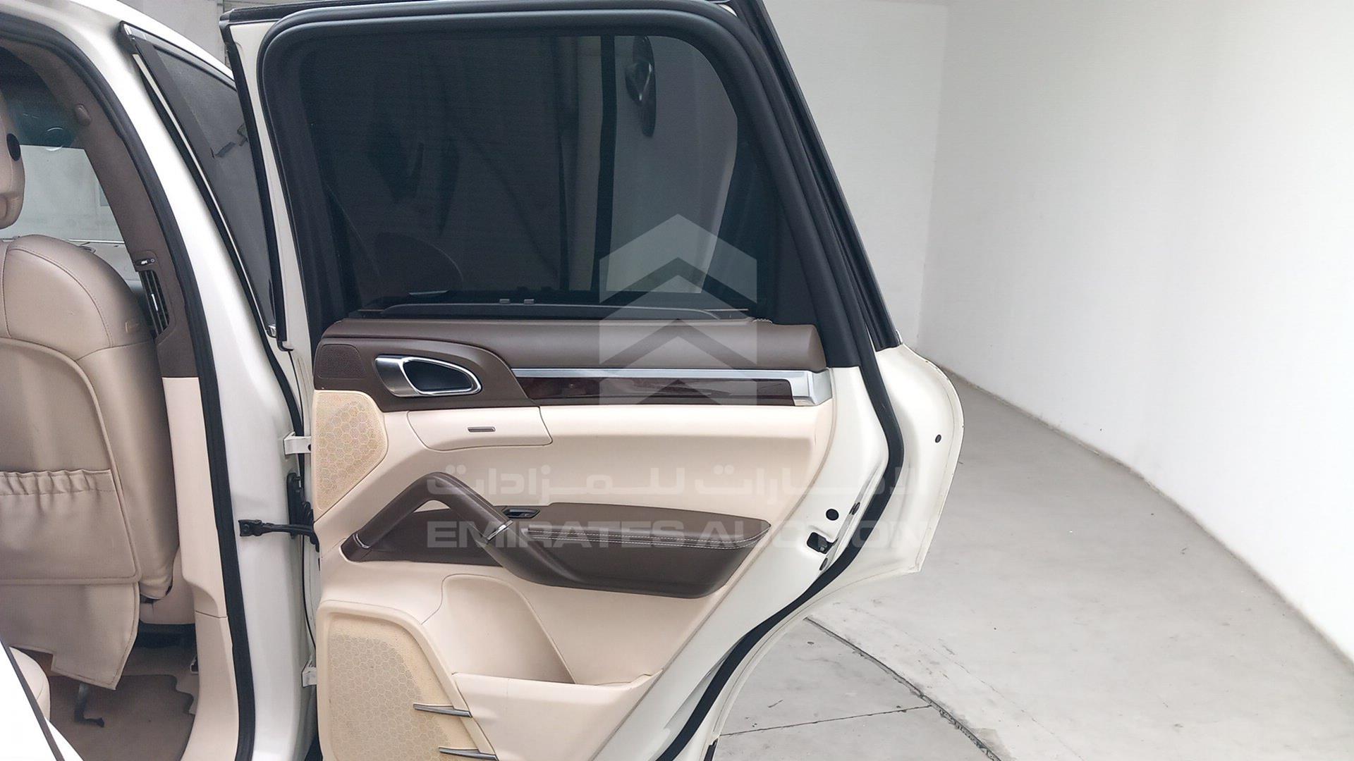2011 PORSCHE CAYENNE VIN: WP1ZZZ92ZBLA49779
