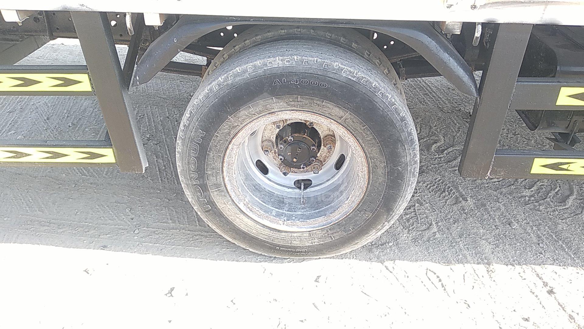 2015 MITSUBISHI CANTER VIN: JL7B6E1P0FK028476