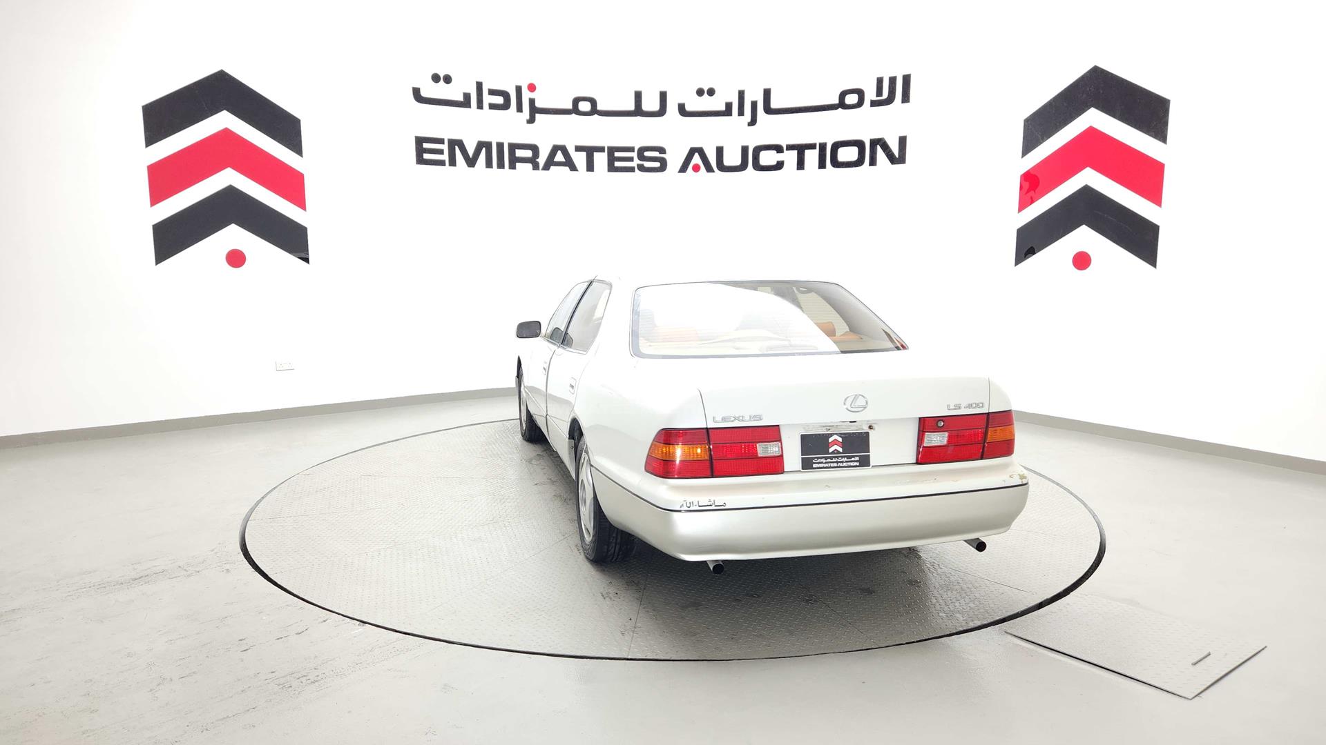 1999 LEXUS LS400 VIN: JT8BH28FXX0159817