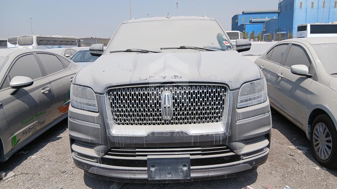 2021 Lincoln Navigator — Full Front View — Photo 1
