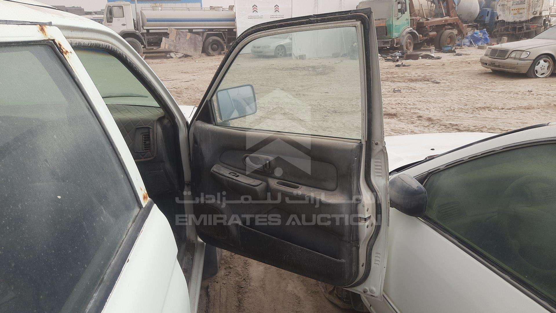2004 MITSUBISHI L 200 VIN: MMBJNK7404D067273