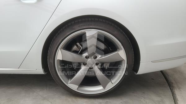 Audi A8 2016 WAUY2BFD8GN000776 Image 40