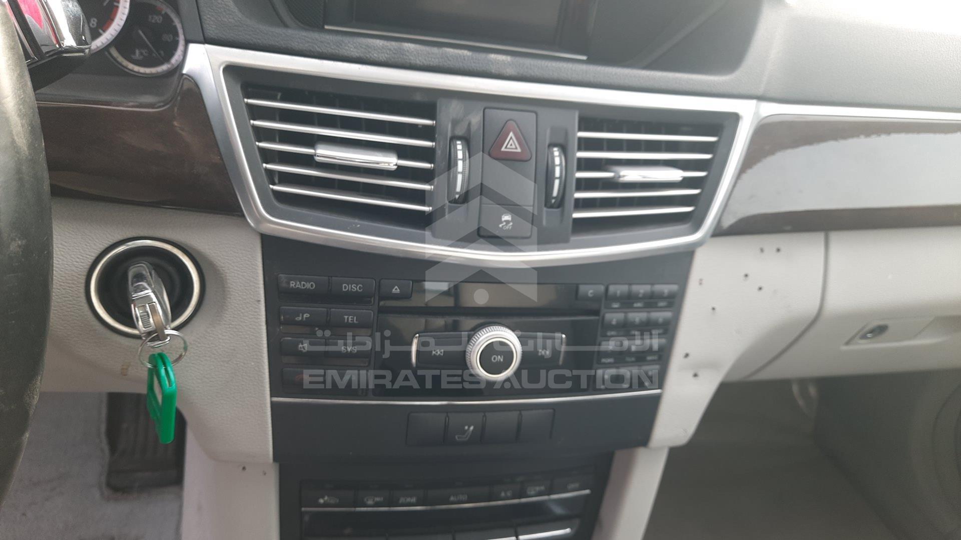 2010 MERCEDES E 300 VIN: WDDHF5EB9AA243803