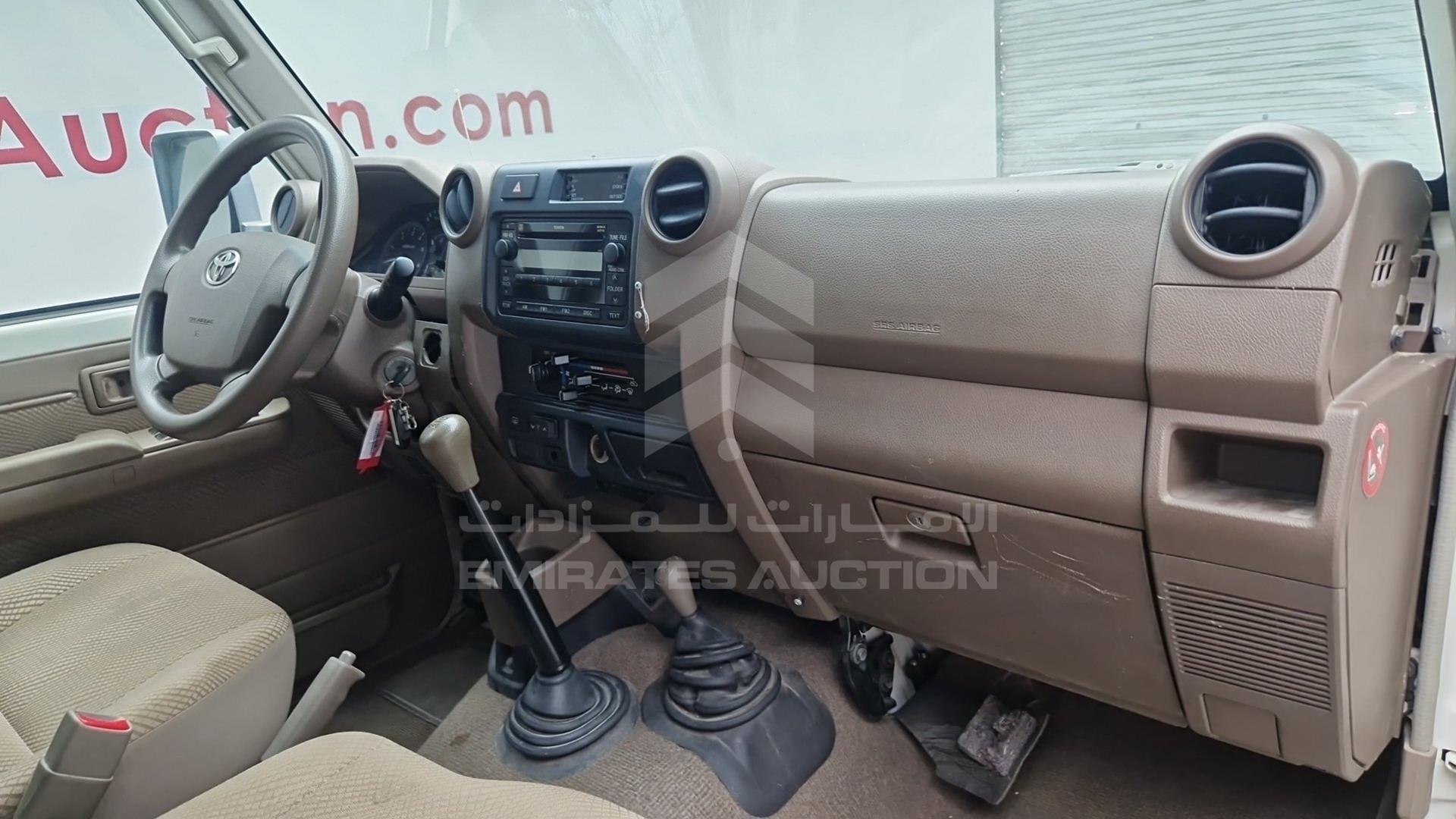 2012 TOYOTA LAND CRUISER VIN: JTGEB73J5C9008241