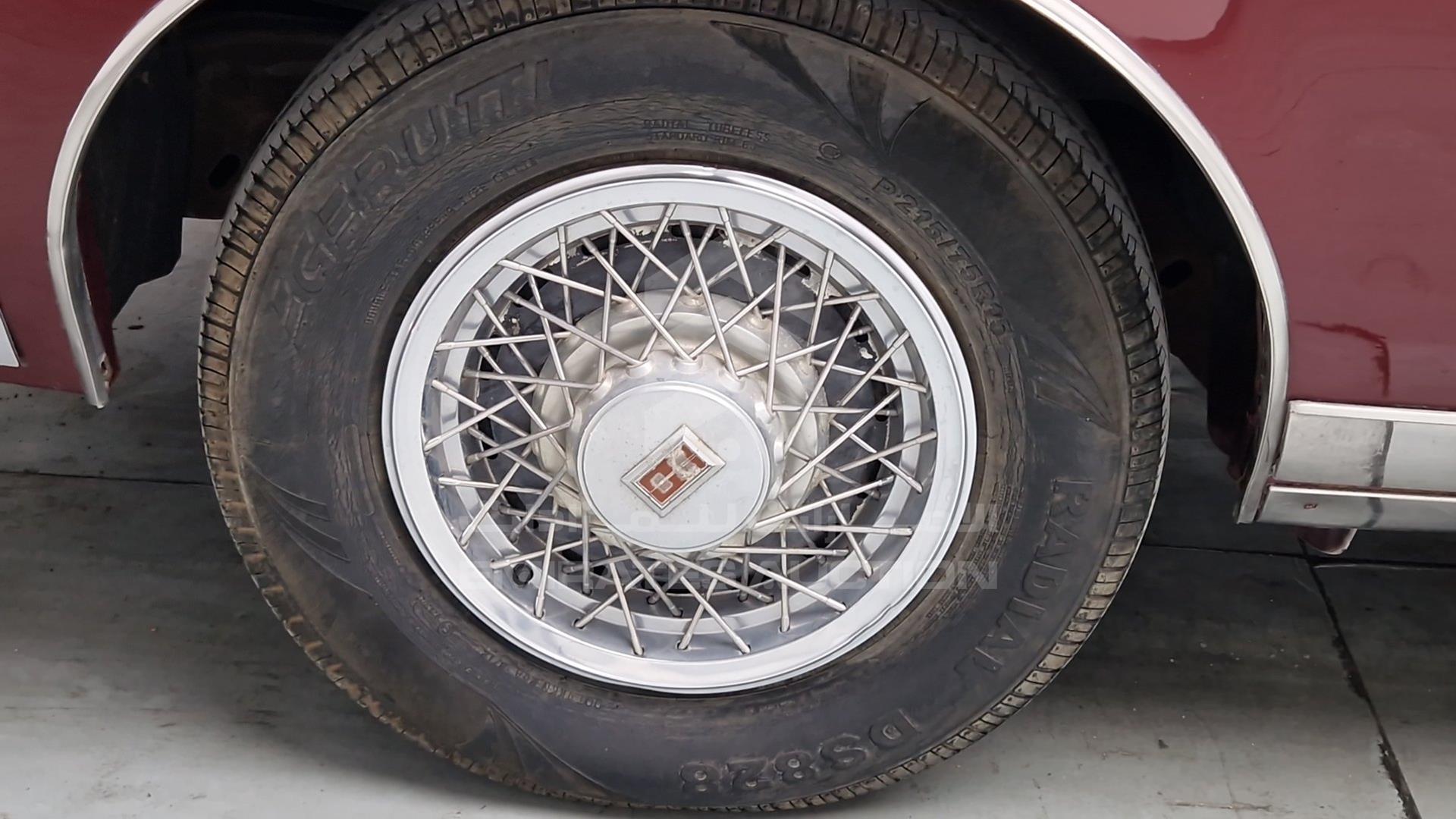 1981 OLDSMOBILE 98 VIN: 1G3AX69Y9BM287152