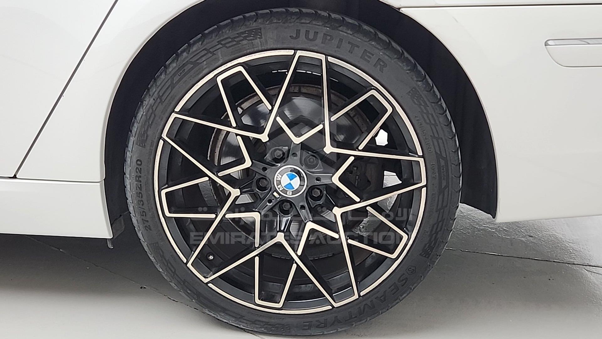 2007 BMW 740 IL VIN: WBAHN61087DT53639