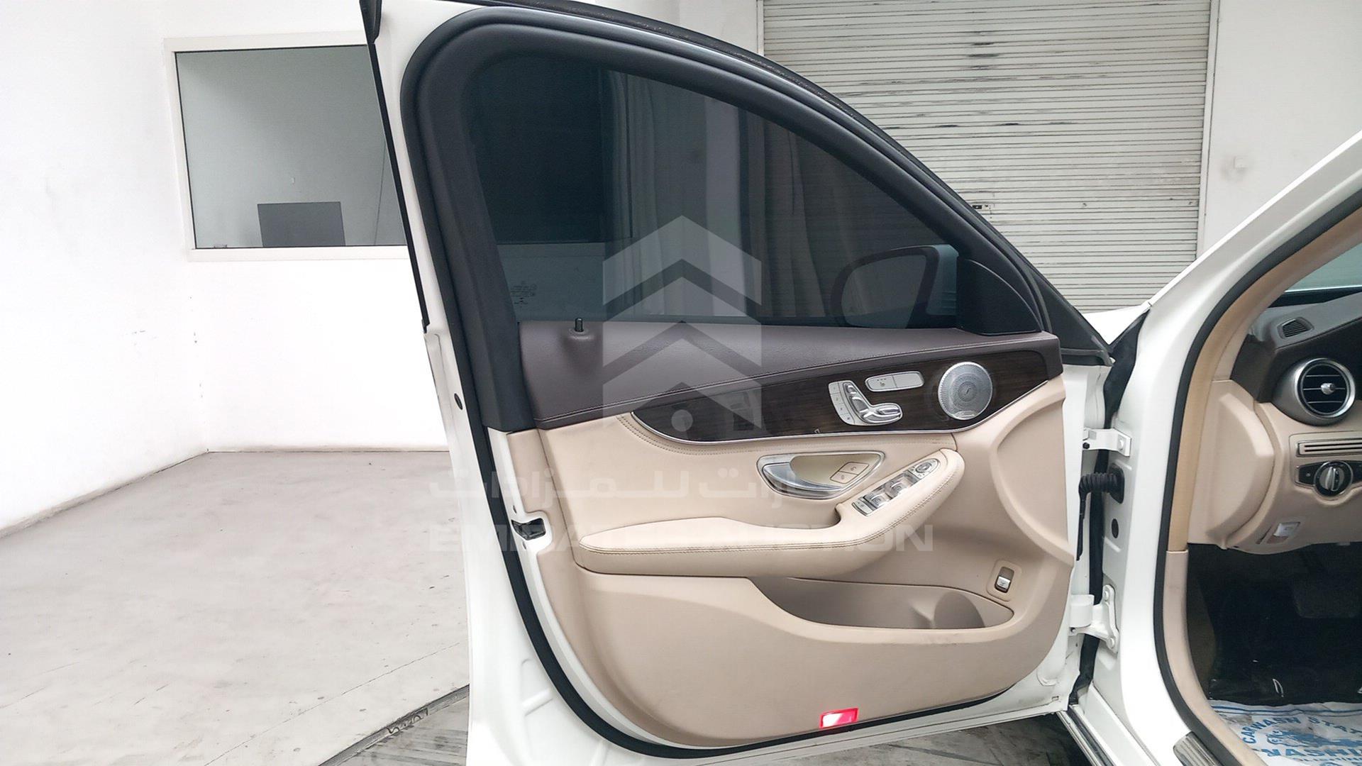 2015 MERCEDES C 300 VIN: 55SWF4KBXFU040349