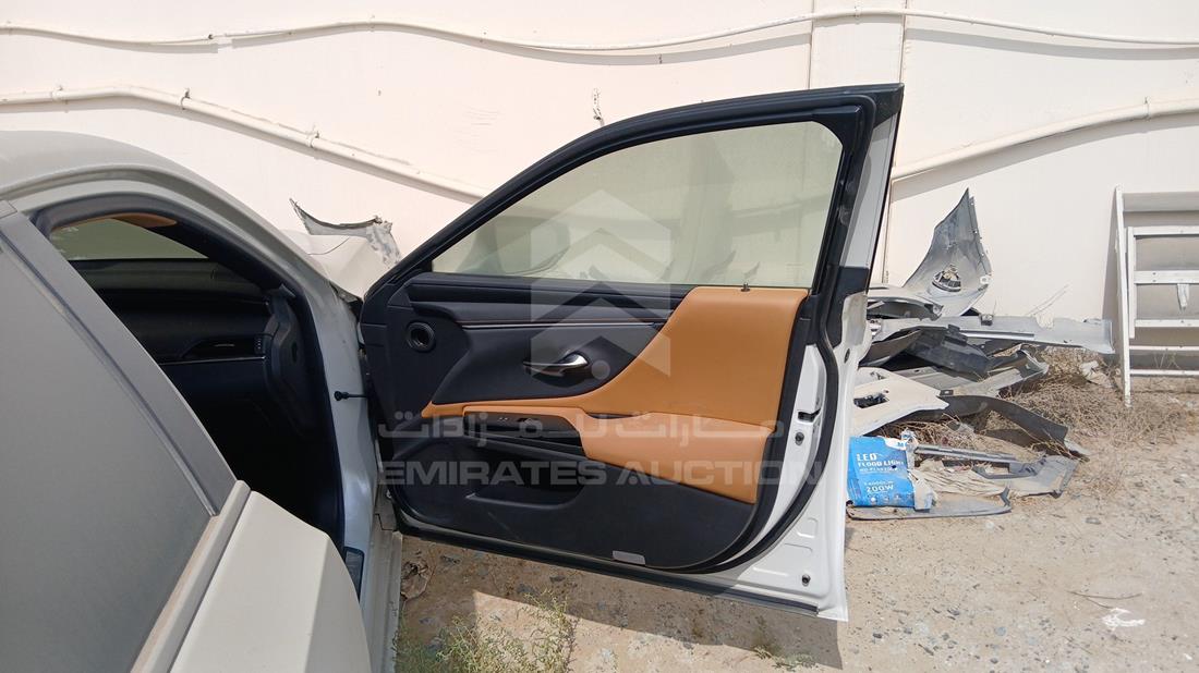 2023 Lexus ES 300 H Premier — Front Right Door — Photo 25