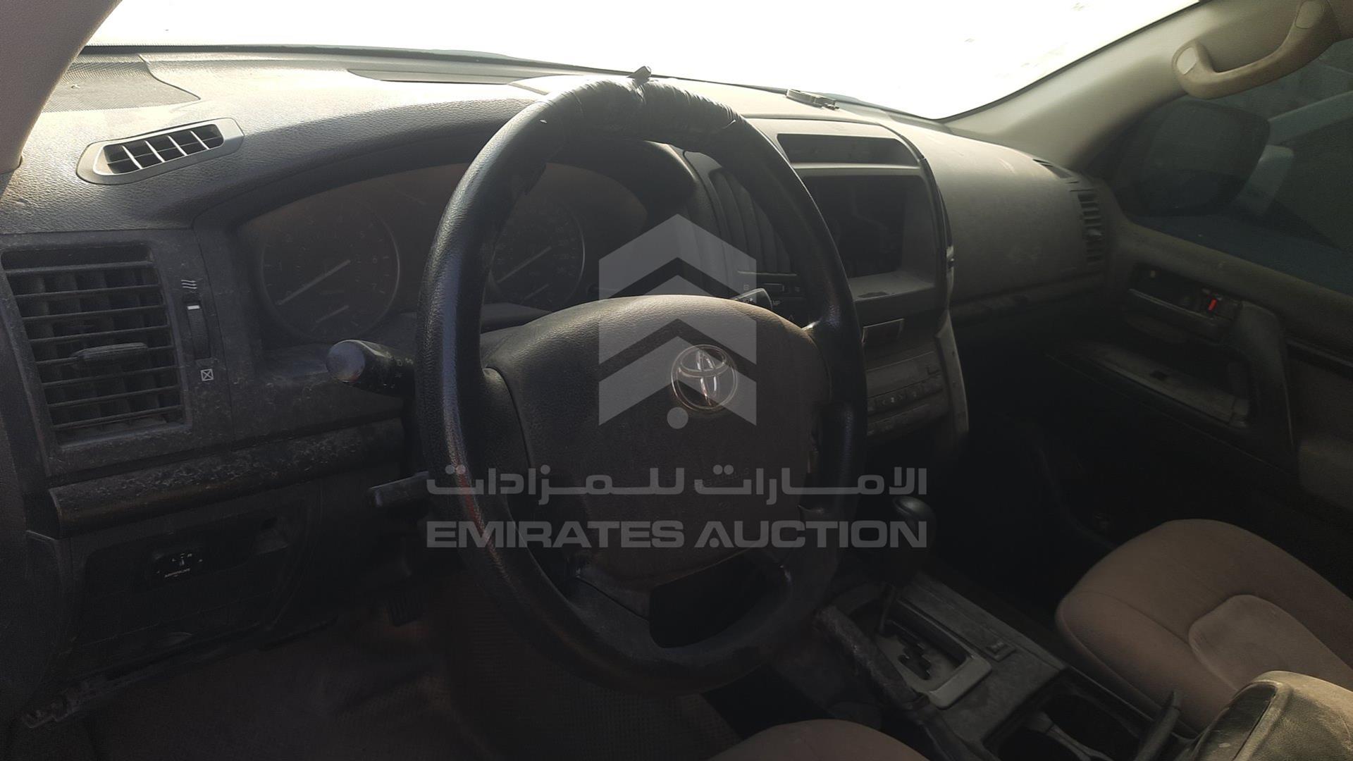 2011 TOYOTA LAND CRUISER VIN: JTMDU09J3B4034785
