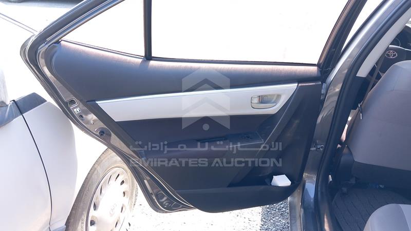 RKLBL9HE7F5236244 Auction: EmiratesAuction Lot: 408508 RKLBL9HE7F5236244 Toyota Corolla 2015 GREY Photo 20