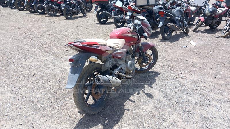MD2A12DY7HCB00827 Auction: EmiratesAuction Lot: 415928 MD2A12DY7HCB00827 Bajaj Pulsar 180CC 2017 RED Photo 8