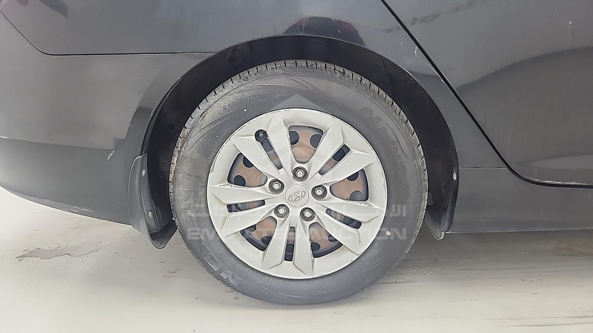 2014 HYUNDAI SONATA VIN: KMHEB41CXEA557706